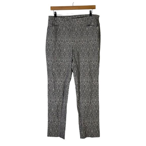 Chico’s Geometric Print Stretch Pants Womens 12R Black Tan Modern Workwear - Picture 4 of 6